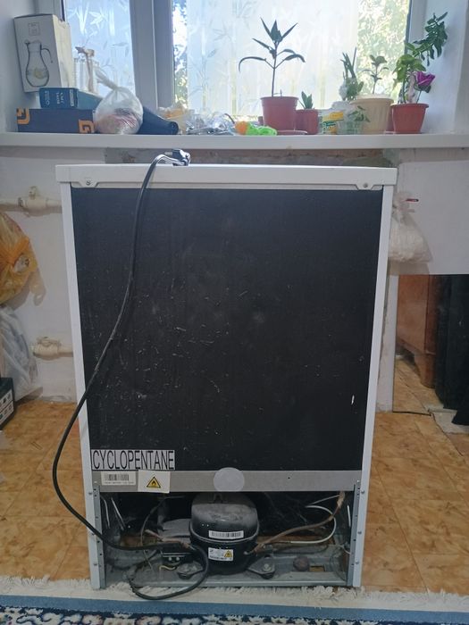 Маленький морозильник