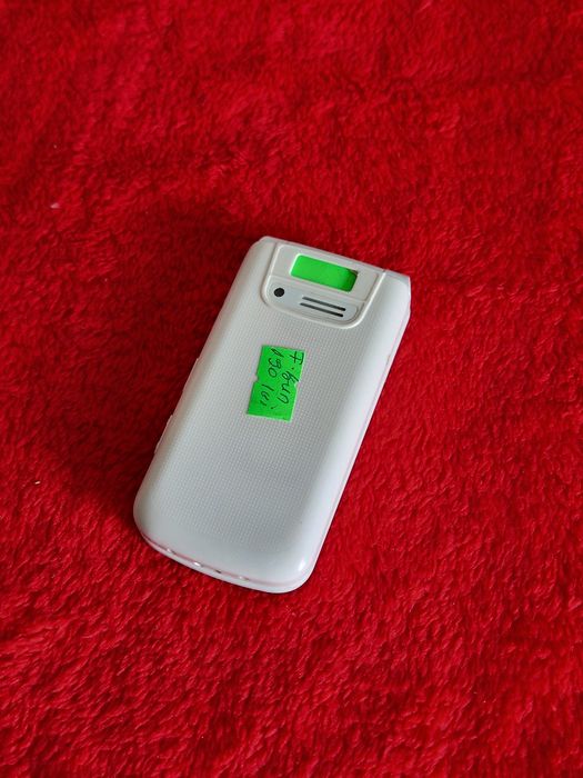 Telefon cu clapeta perfect funcțional