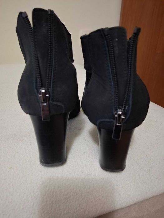 Сандали Ласоки, тип бота