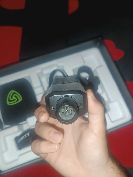 Lewitt lct 240 pro