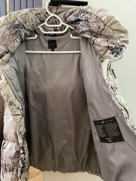 Продаю пуховик зимний