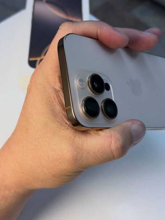 Iphone 16 pro.