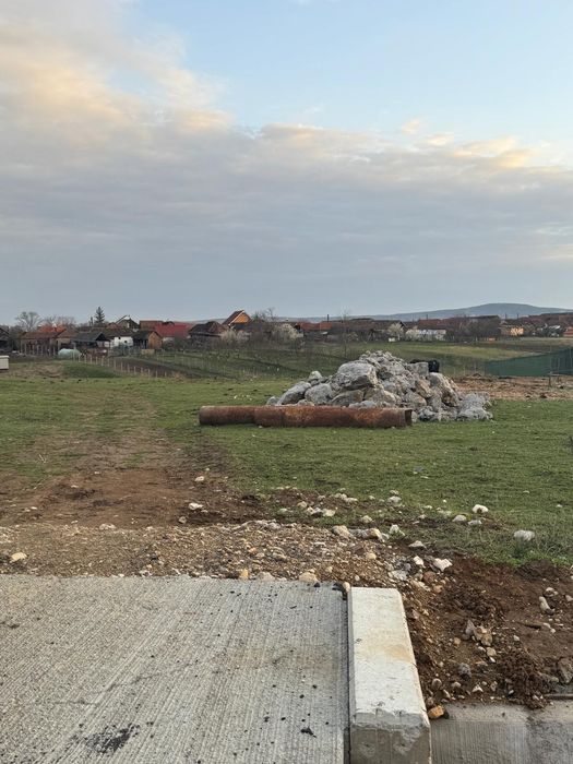 Vand teren 1377 intravilan
