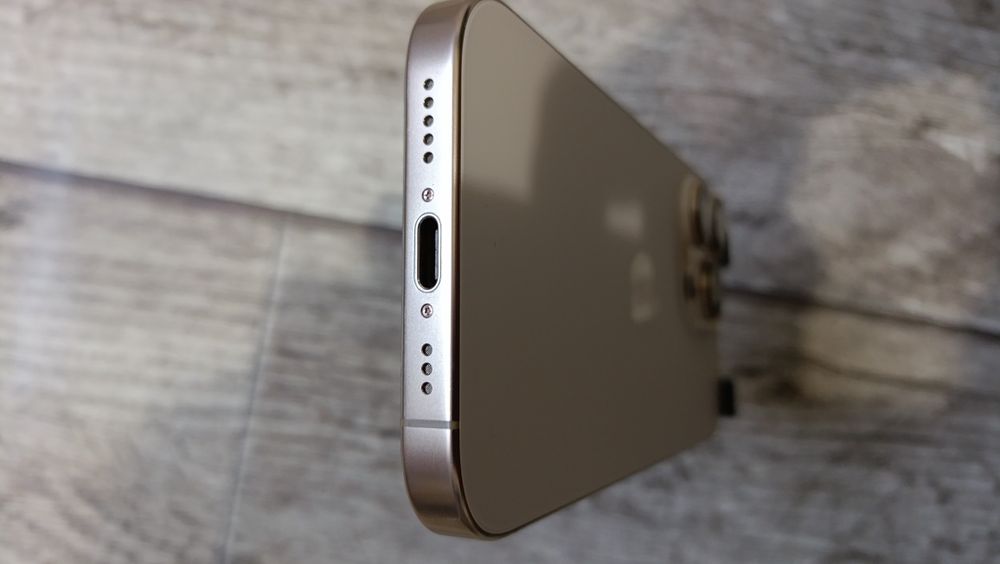 Iphone 16 pro айфон 16 про