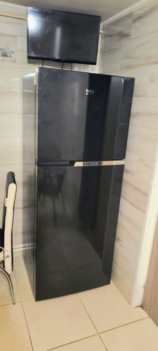 OFERTA ! Frigider cu doua usi Beko RDNT401I40SWBN, 375 l, NeoFrost Dua