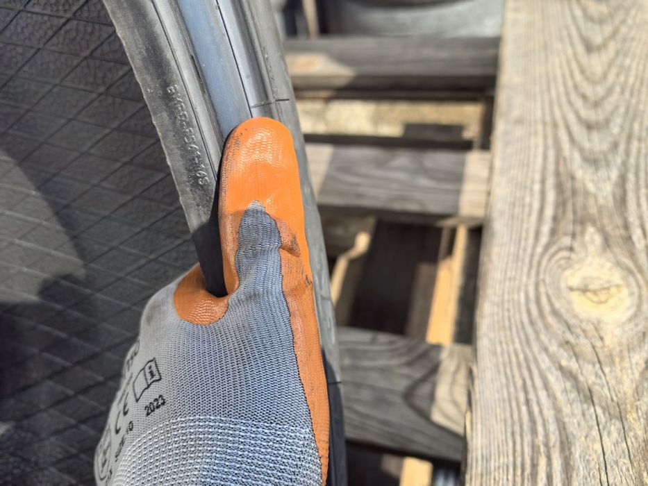 245/40/20 Дънлоп ДОТ 2022 г - САМО 1 брой - Чисто Нова