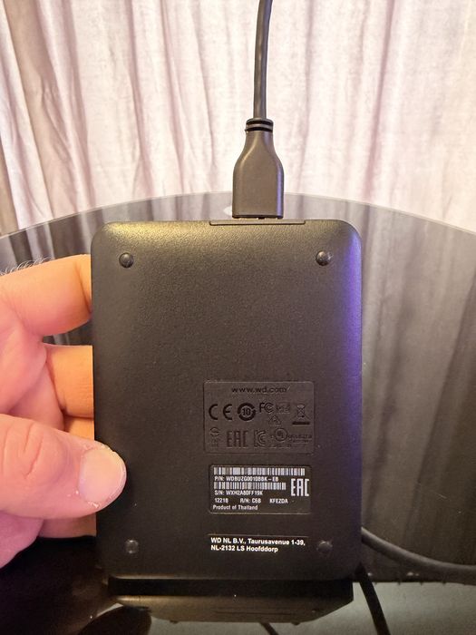 Vând Hard Disk extern Western Digital Elements Portable 1TB USB 3.0