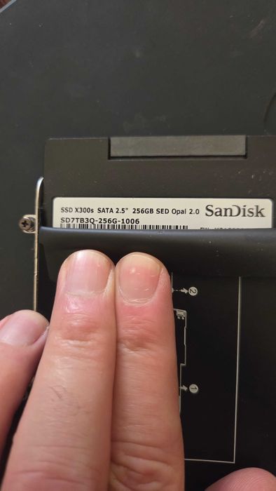 Sandisk x300sSSD 256GB SED Opal 2.0 от Германия