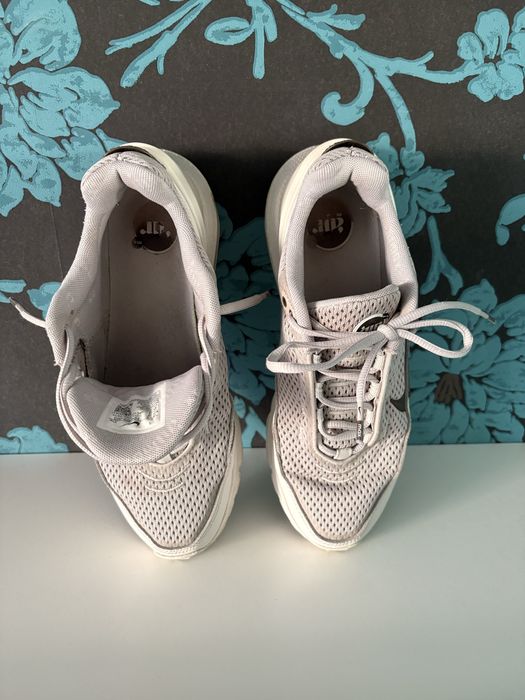 Продавам маратонки nike