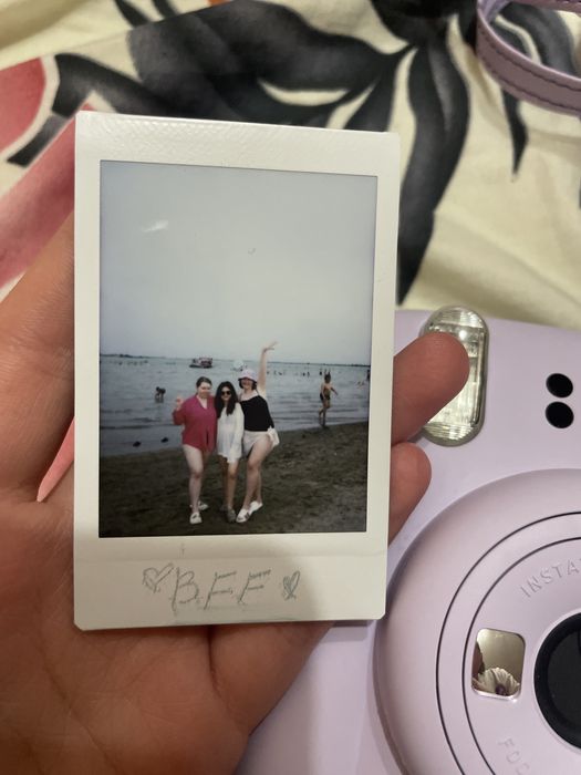 Полароид INSTAX