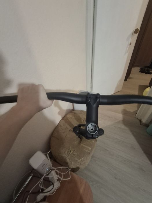 Вилка с выносом и рулём