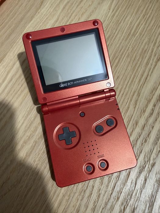 Nintendo Game Boy Advance SP