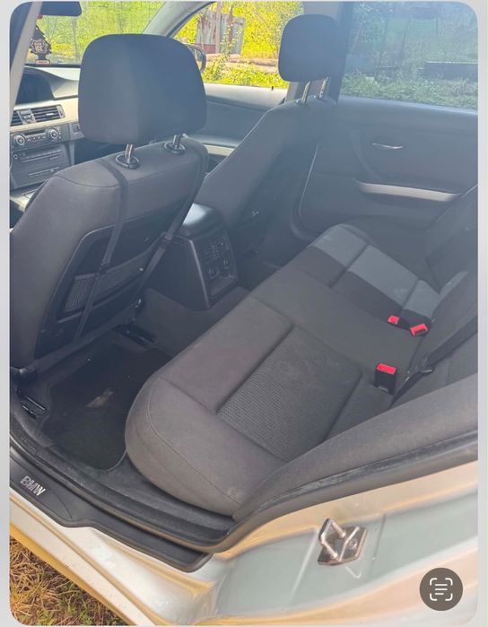 BMW seria 3 e90 318i an 2009