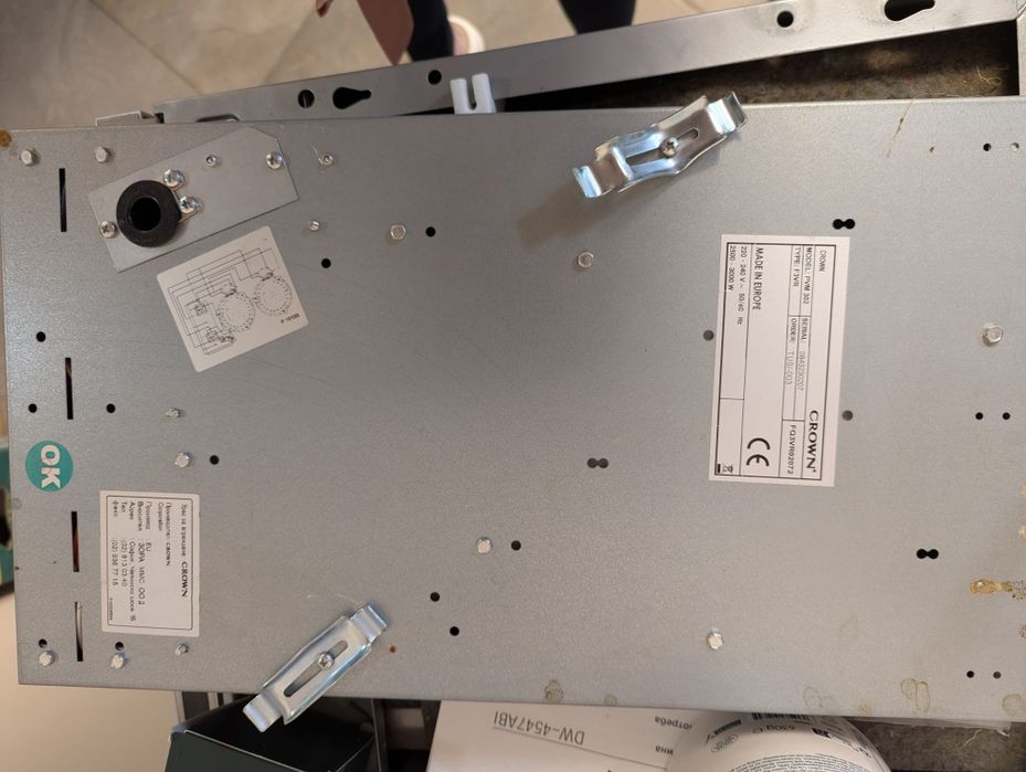 Стъклокерамичен плот Crown