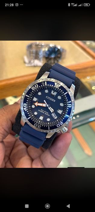 Часы Citizen promaster eco drive.