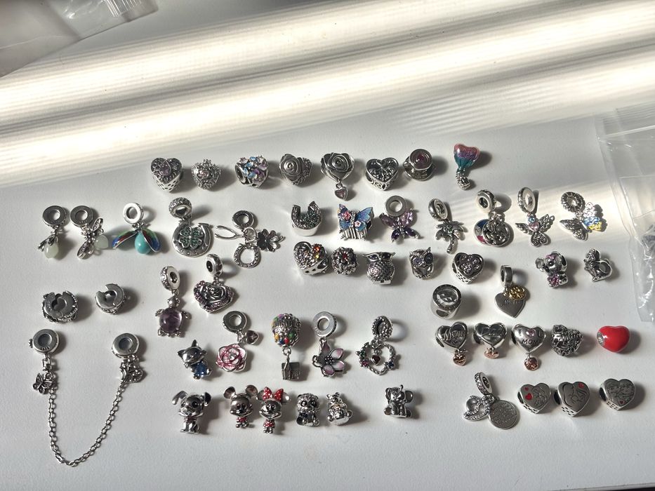 Гривни Pandora 19см S925 (талисмани)