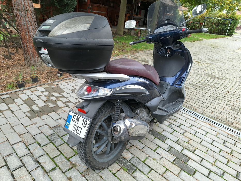 Piagio Beverly 300 i