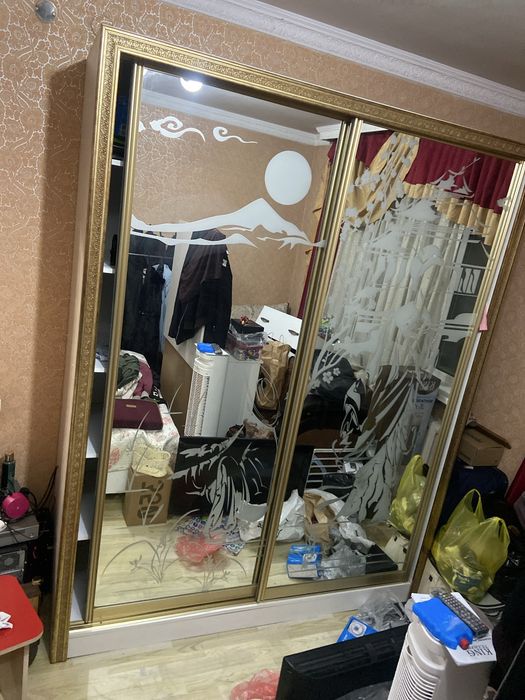 Продам спальный гарнитур