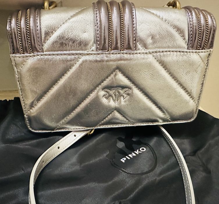 Pinko чанта сребриста