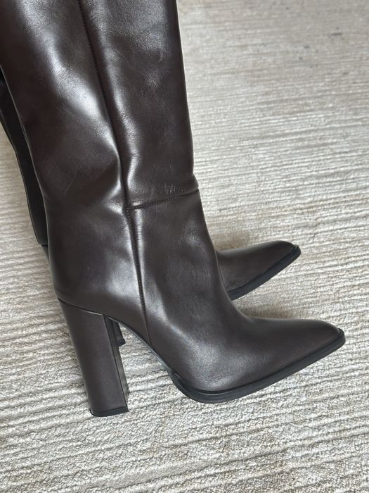 Кожаные сапожки