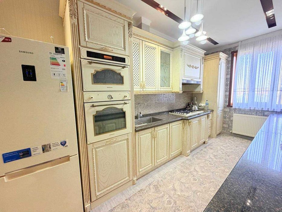 Продаётся 3х комн квартира на 6 этаже Ор-р Горгаз Саодат
