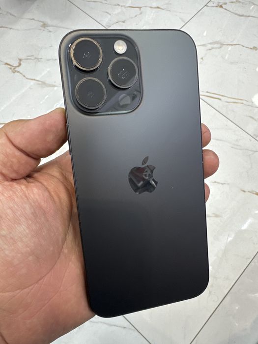 iphone 16 pro max black