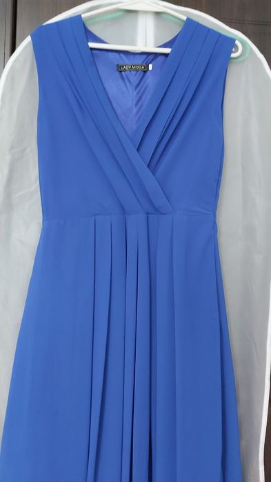 Вечернее платье длинное, красивое