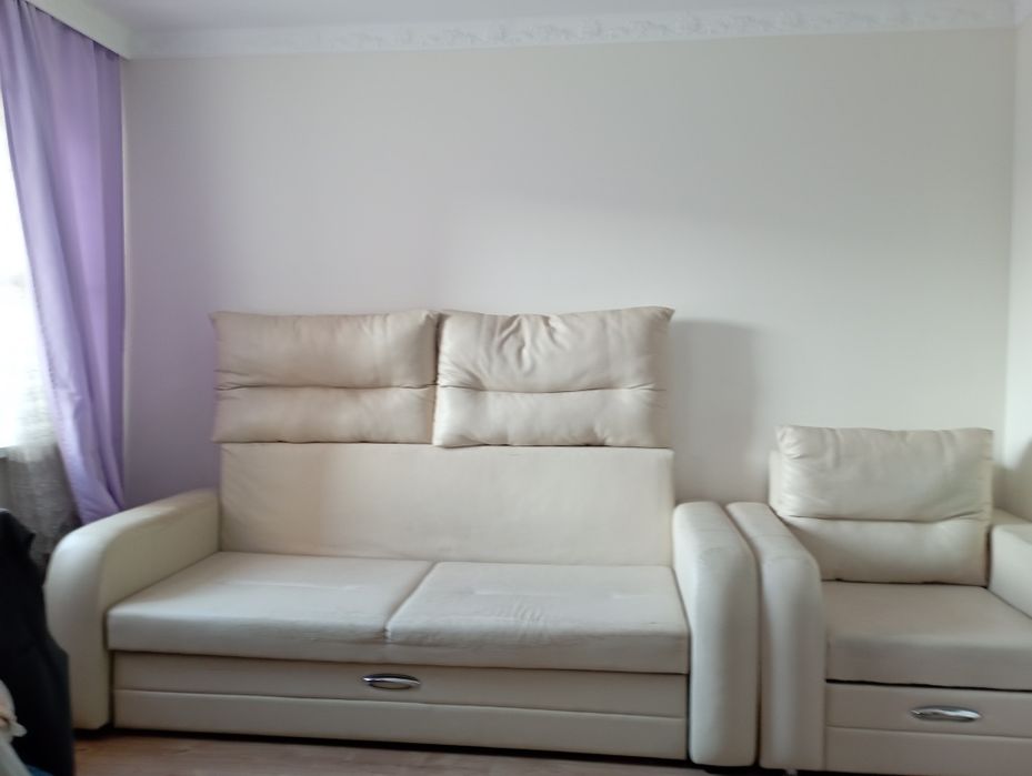 Диван и кресло продам