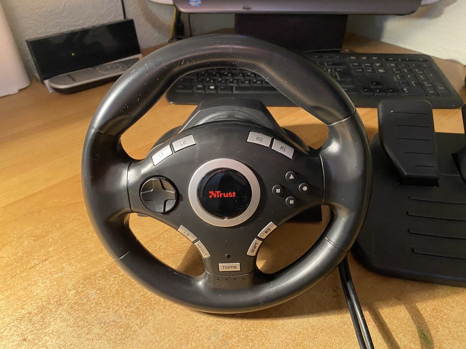 Игровой руль Trust