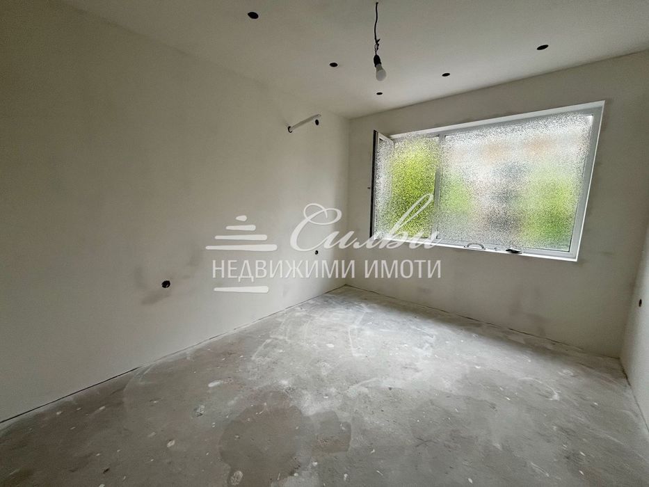 Продава се Тристаен апартамент в Шумен, Херсон - 68 кв.м за 1163 €/кв.м - Снимка #2