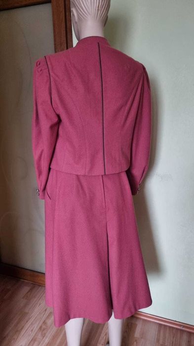 Deux pieces lana 85%, poliamid 15%, marimea 40, liliachiu