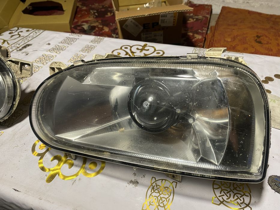 Продам Bi-led фары