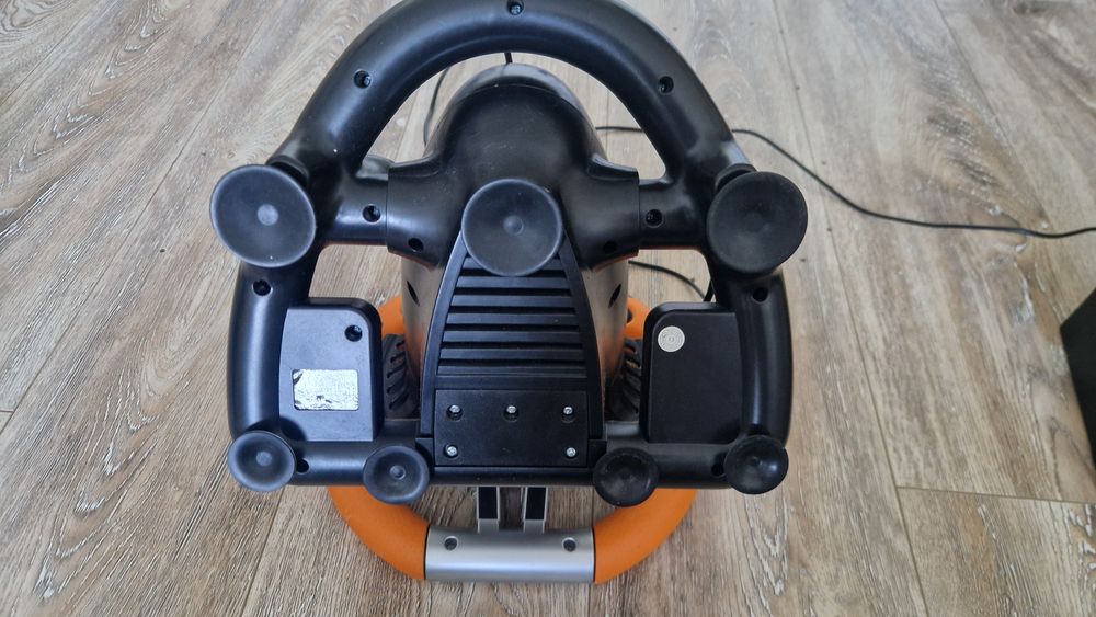Vând volan de gaming SpeedLink drift o.z