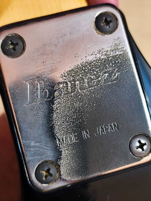 Ibanez RG570 с DiMarzio и куфар. Японска (FujiGen) електрическа китара