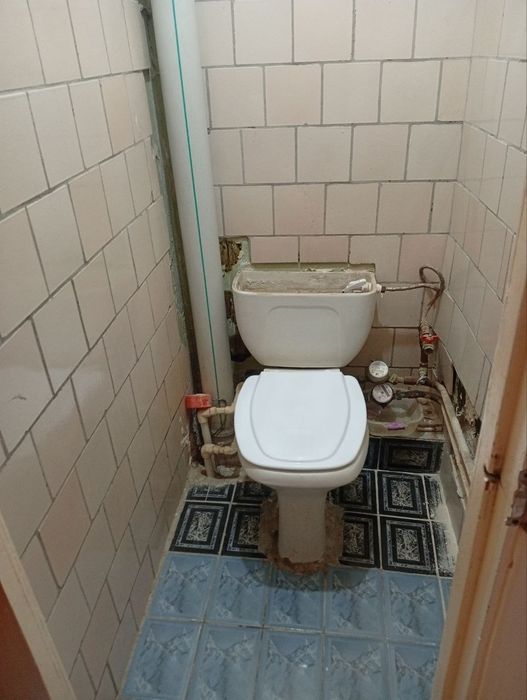 ZARAFSHON shahar 12 -mikrarayonda 3 xonali kvartira ijaraga beriladi