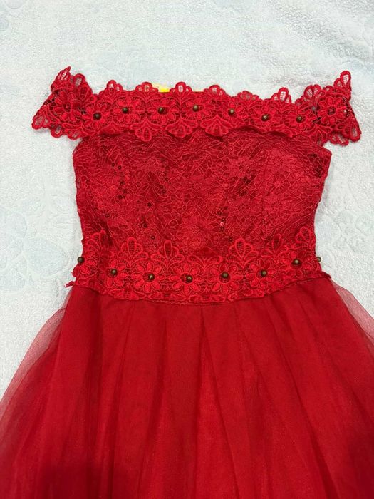 Vecherniy koylak 42-46 razmer