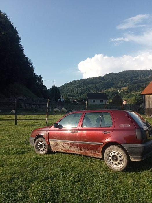 Vând sau schimb golf 3 1.6 benzină