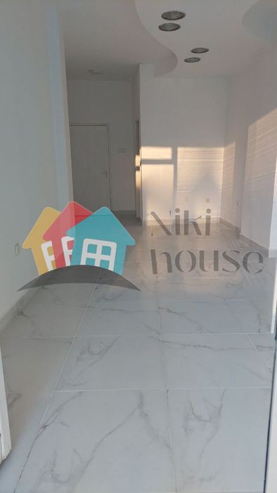 Дава се под наем Магазин в Варна, Център - 52 кв.м за 500 € - Снимка #1