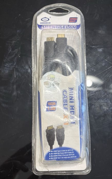 Висококачествен Mini HDMI към HDMI кабел SHENGGELAN SGL нов