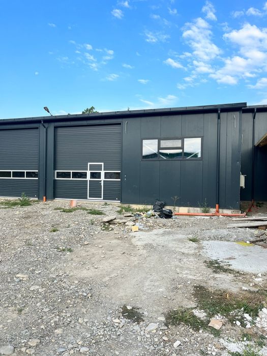 Hale industriale structuri metalice  depozite hale