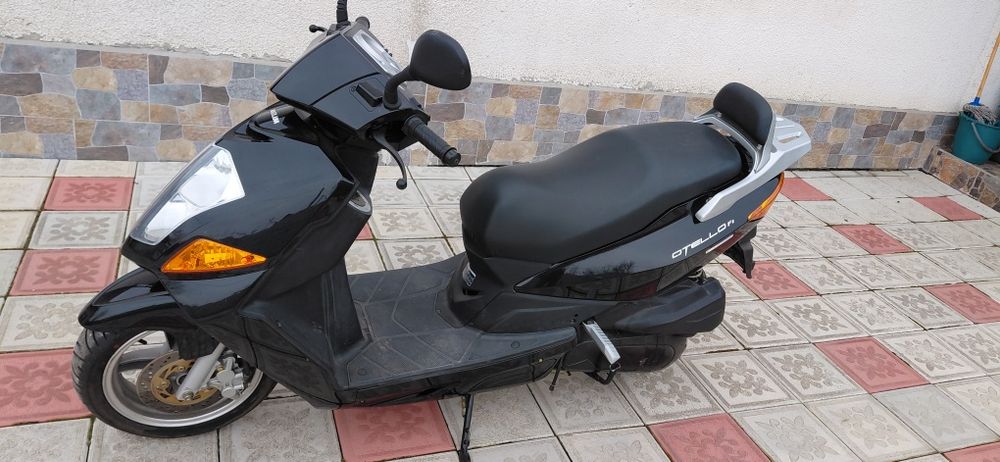 Scuter Daelim Otello cu acte-125 cm