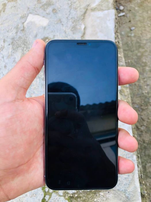 Iphone X sotiladi