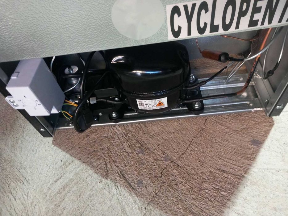 SUPER OFERTA Congelator cu sertare  60 Litri