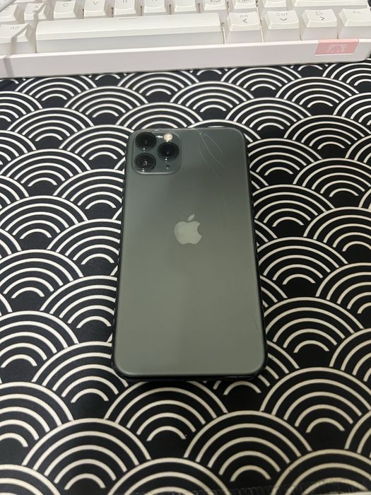 Iphone 11 pro.