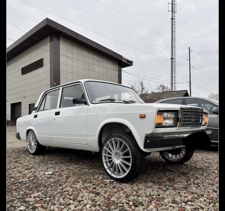 Lider диска сотилади