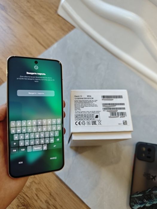 Xiaomi 13 12 ГБ/256 ГБ белый