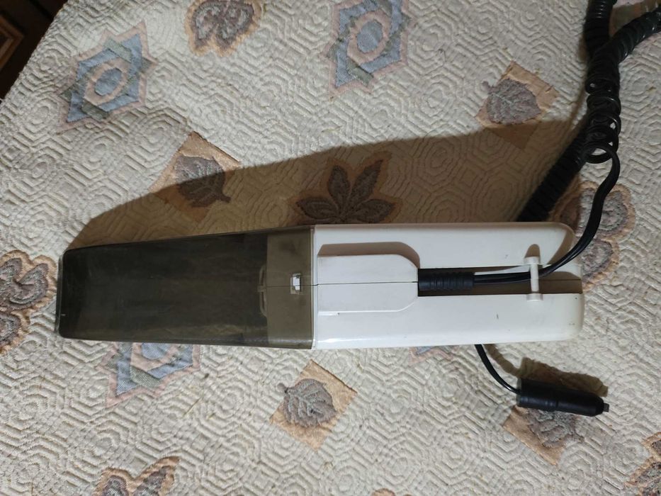 Продам пылесос для автомобиля
