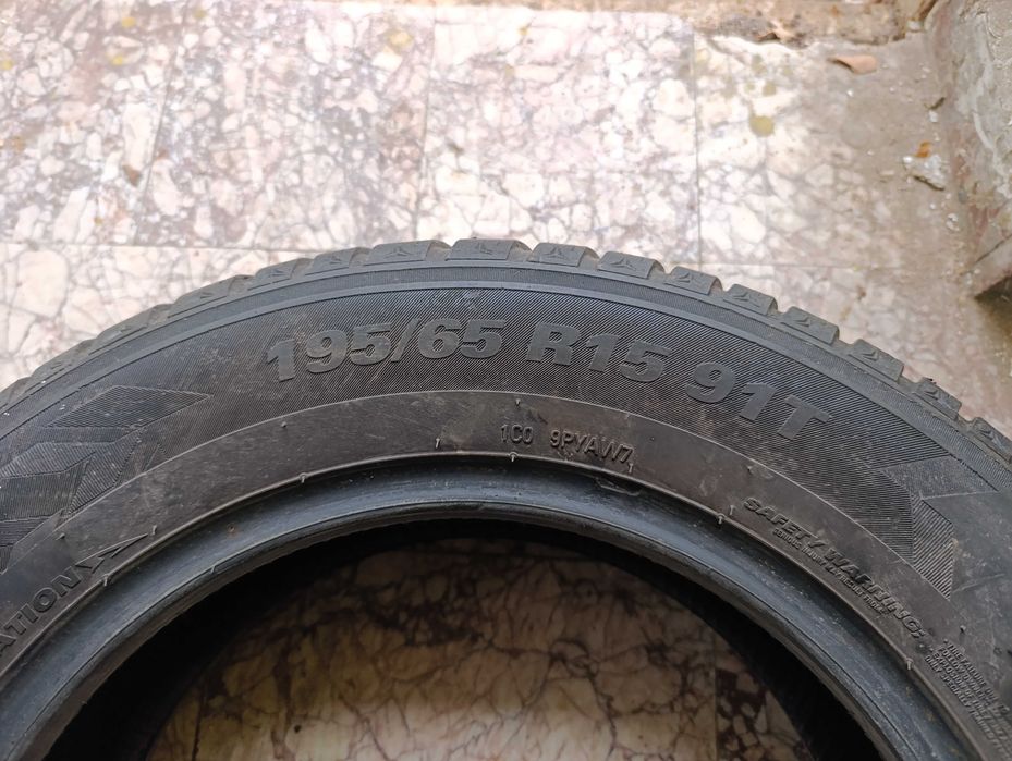 Зимни гуми Kumho 2броя 195/65/15''