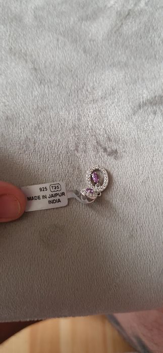 Pandantiv de argint nefolosit