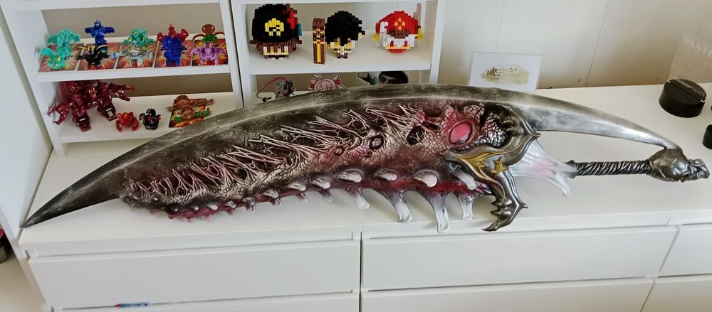 Декоративная модель Sparda Devil May Cry 5